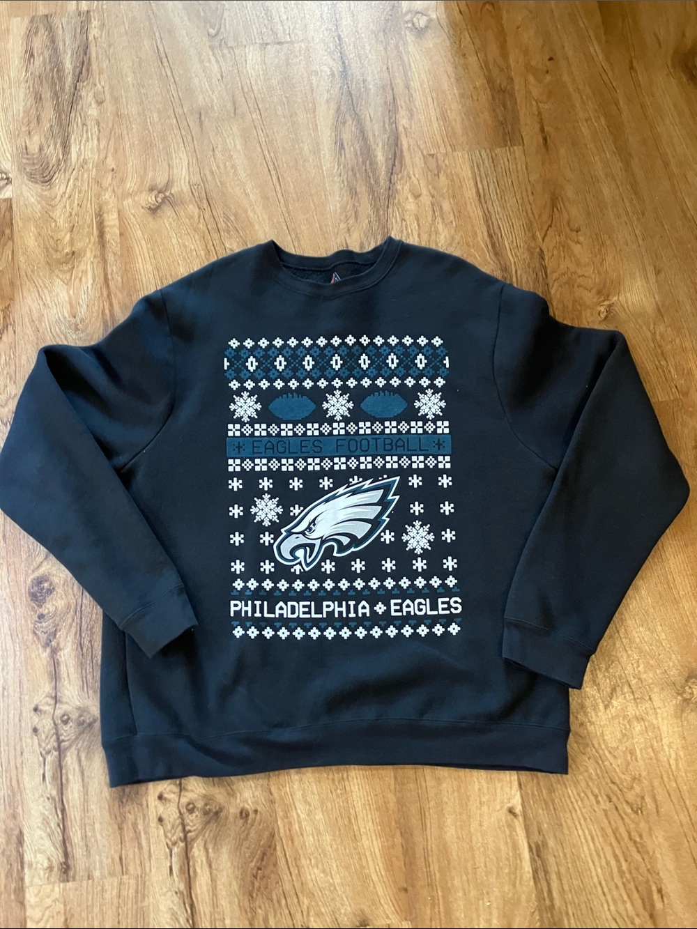 Majestic Black Philadelphia Eagles Crewneck ugly Christmas Sweatshirt large
